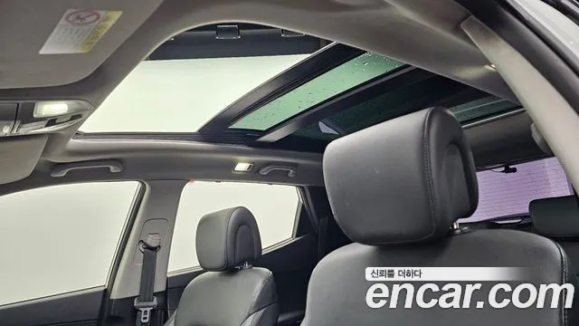Hyundai Санта Фе 2015 thumb 4
