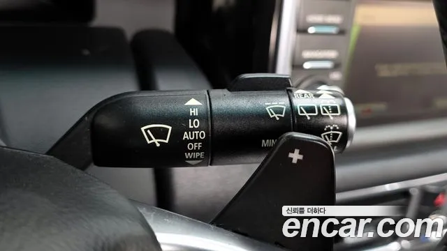 Land Rover Range Rover 2011 thumb 3