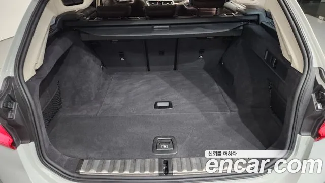 BMW 3 серии 2022 thumb 2