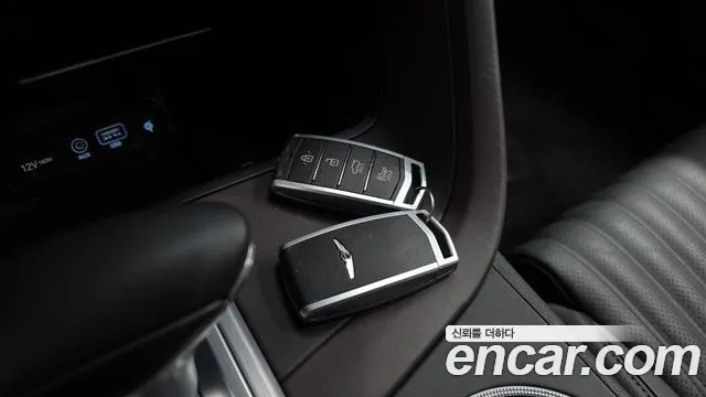 Genesis G70 2019 thumb 11