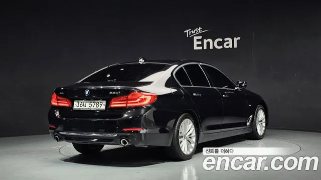 BMW 5 серии 2018 thumb 7