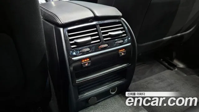 BMW 5 серии 2018 thumb 9