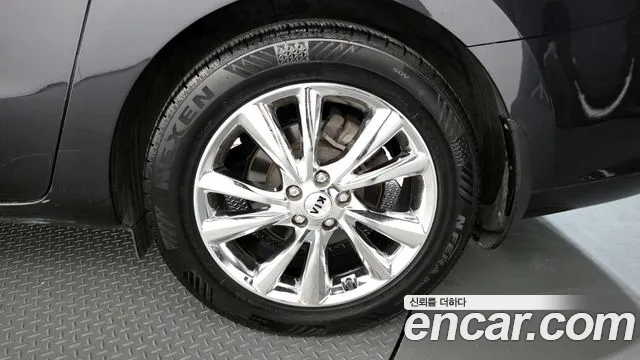 Kia Carnival 2018 thumb 11