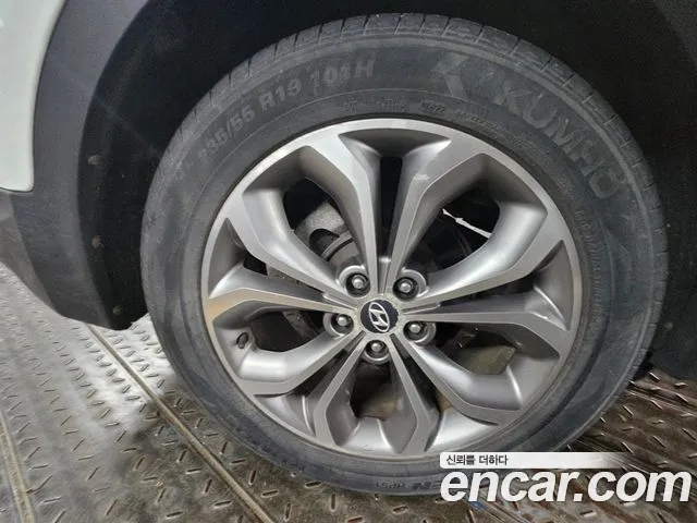 Hyundai Санта Фе 2012 thumb 9