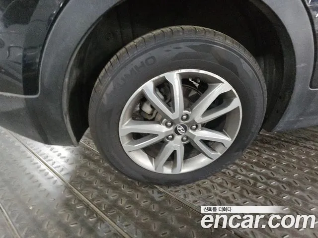 Hyundai Санта Фе 2013 thumb 10