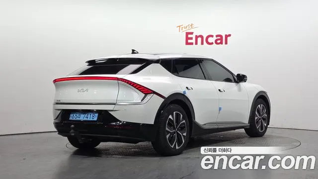 Kia EV6 2022 thumb 6