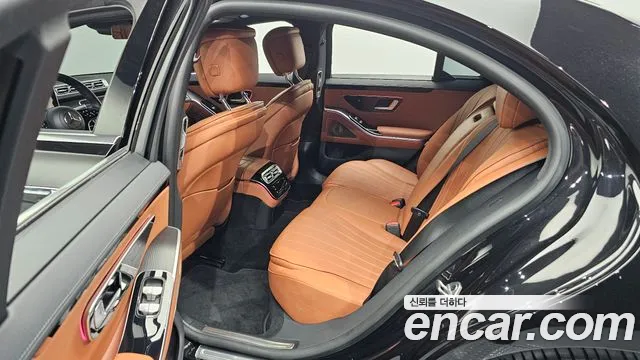 Mercedes-Benz S-Class 2022 thumb 7