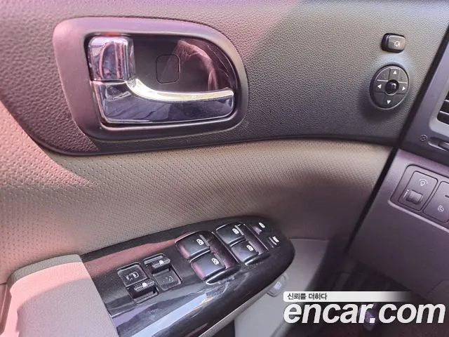 Kia Canival 2014 thumb 6