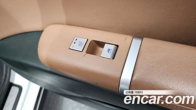 Hyundai Grandeur 2023 thumb 5