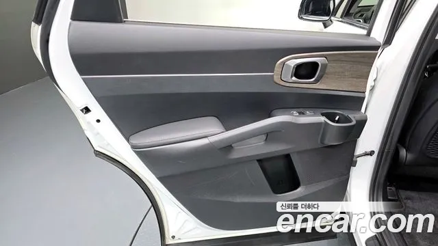 Kia Sorento 2021 thumb 2