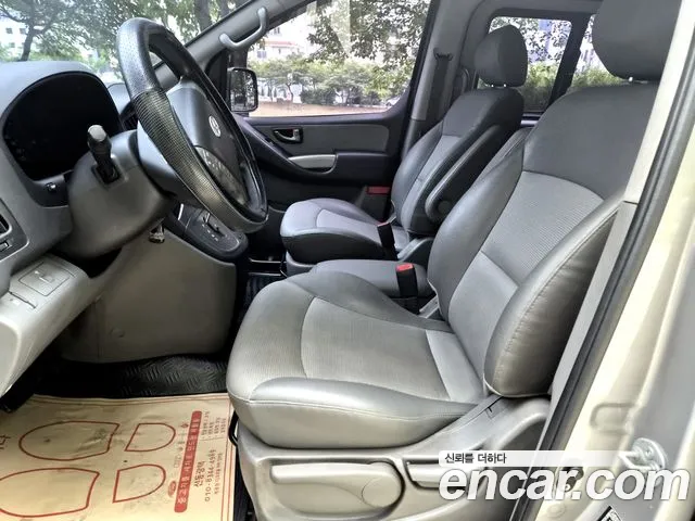 Hyundai Staria 2011 thumb 12