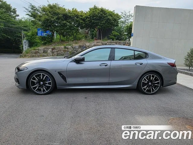 BMW 8 серии 2022 thumb 5