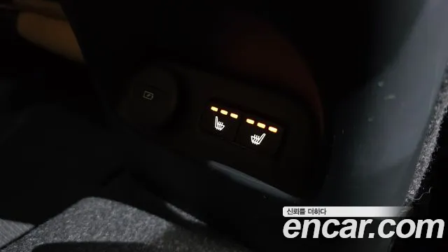 Volvo XC40 2021 thumb 7