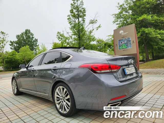 Hyundai Genesis 2016 thumb 9