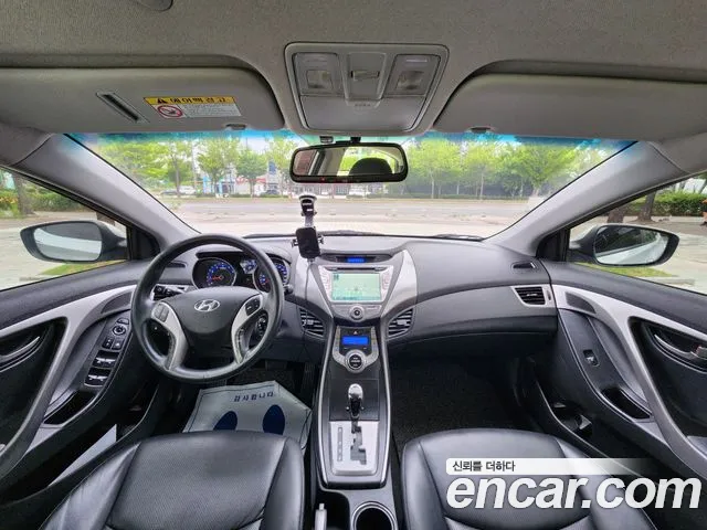 Hyundai Avante 2013 thumb 6