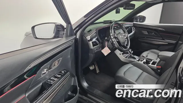 KGM Korando 2019 thumb 5