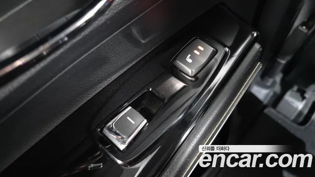 KGM Korando 2019 thumb 12