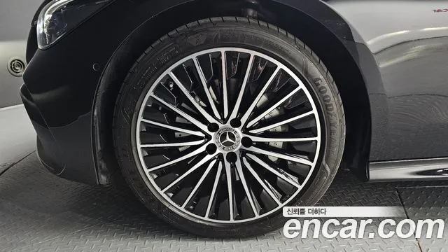 Mercedes-Benz CLE-Class 2026 thumb 9