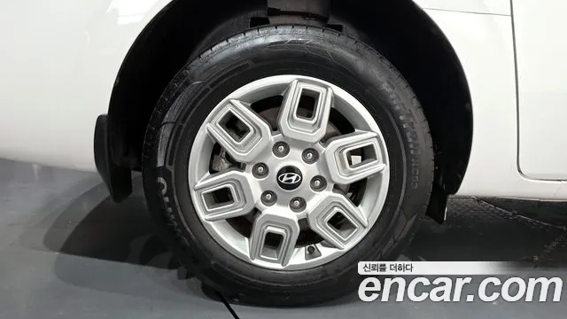 Hyundai Staria 2021 thumb 11