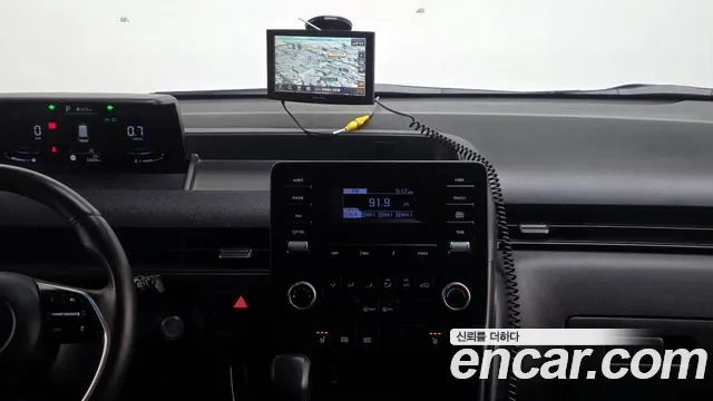 Hyundai Staria 2021 thumb 8