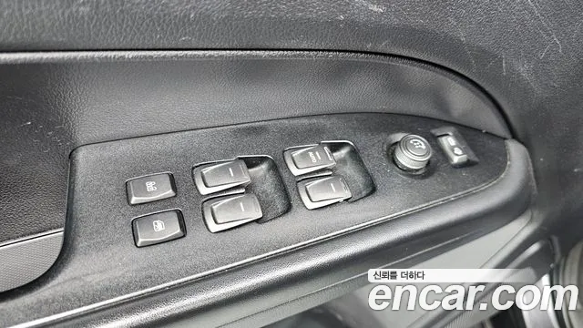 KGM Rexton Sports 2023 thumb 4