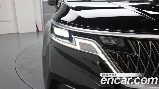 Kia Carnival 2021 thumb 12