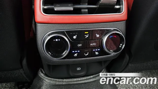 Genesis GV70 2021 thumb 9