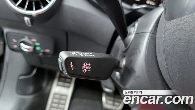 Audi TTS 2016 thumb 4