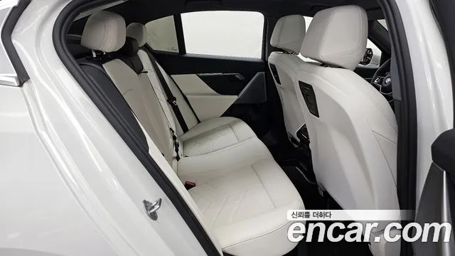 BMW 5 серии 2025 thumb 5