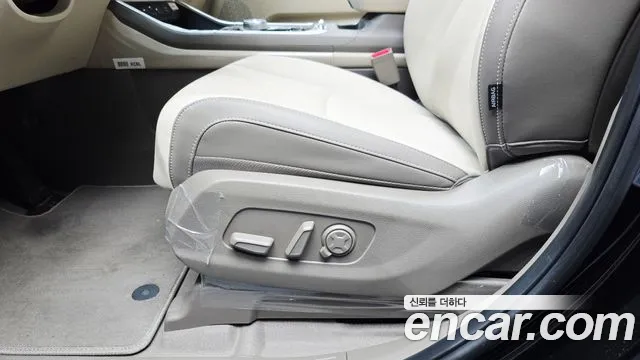Kia Carnival 2025 thumb 6