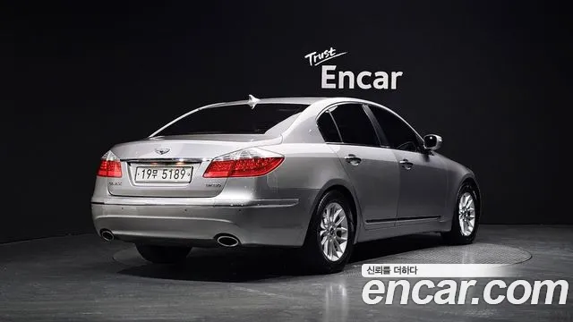 Hyundai Genesis 2008 thumb 8