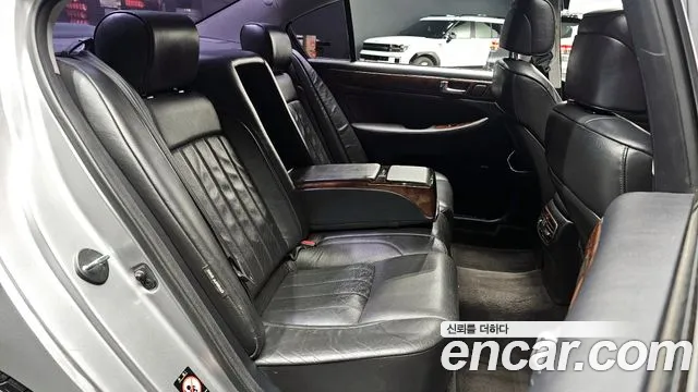 Hyundai Genesis 2008 thumb 3