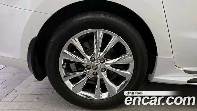 Kia Carnival 2019 thumb 5