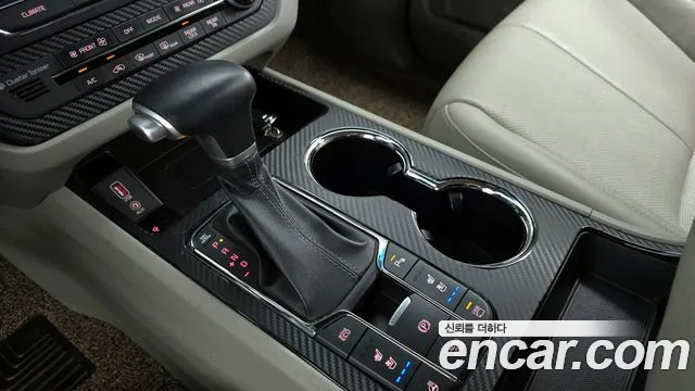 Kia Carnival 2019 thumb 9
