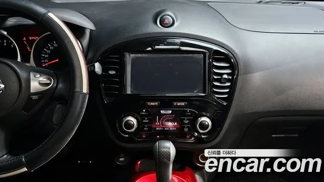 Nissan Juke 2015 thumb 5