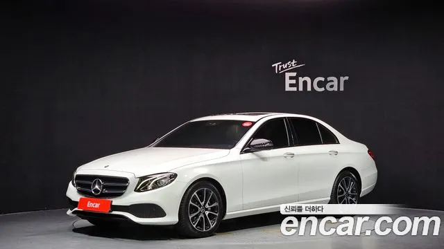 Mercedes-Benz E-Class 2020 thumb 5