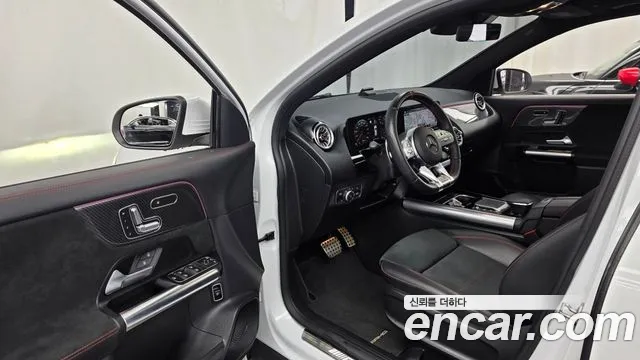 Mercedes-Benz A-Класс 2022 thumb 4