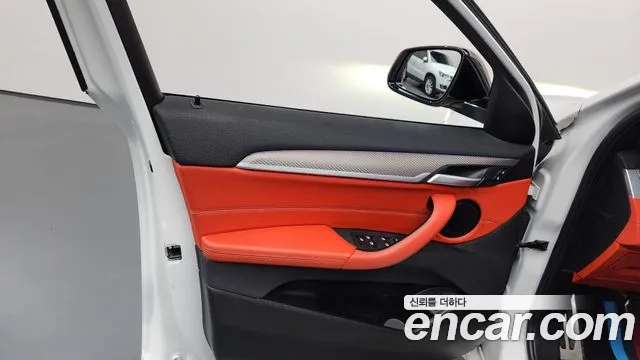 BMW X2 2022 thumb 5