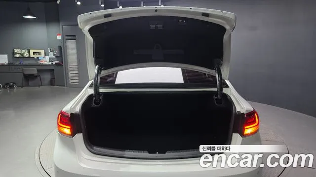 Kia K7 2019 thumb 9
