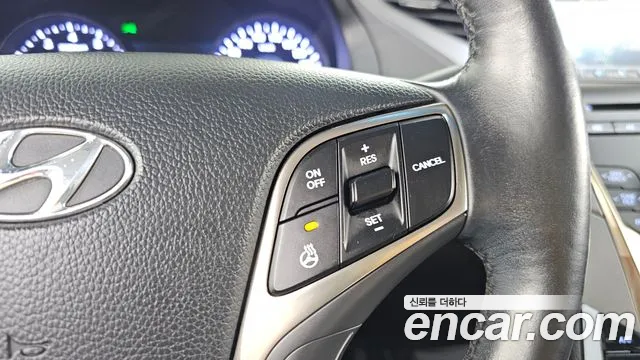 Hyundai Grandeur 2012 thumb 4