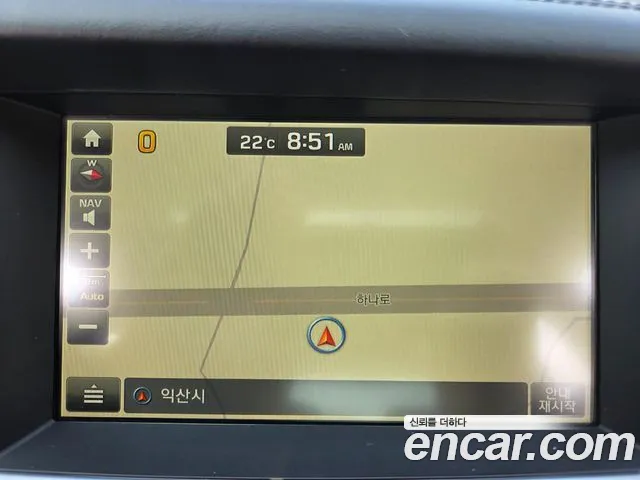 Hyundai Aslan 2015 thumb 10