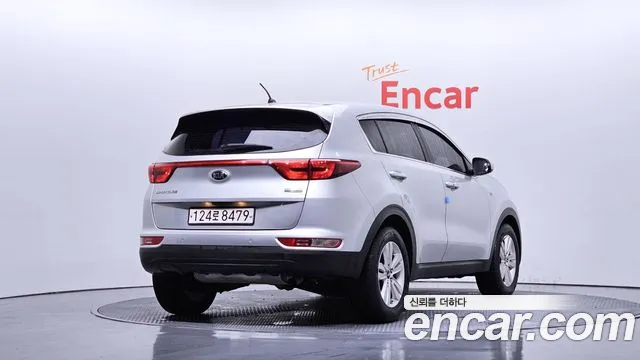 Kia Sportage 2016 thumb 8