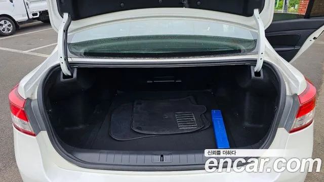 Renault SM5 2013 thumb 4