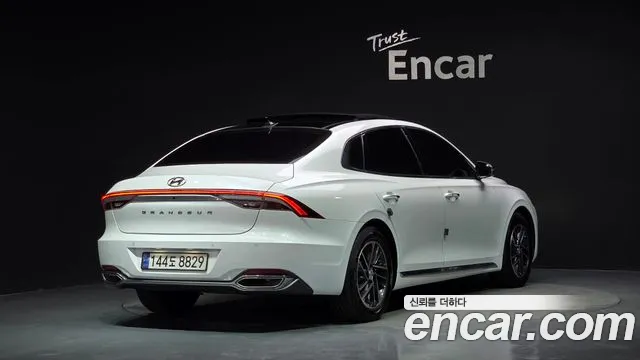 Hyundai Grandeur 2020 thumb 11
