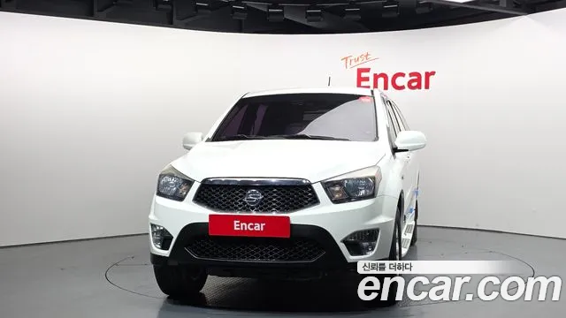KGM Korando 2015 thumb 3