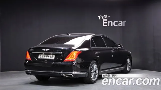Genesis G90 2017 thumb 7