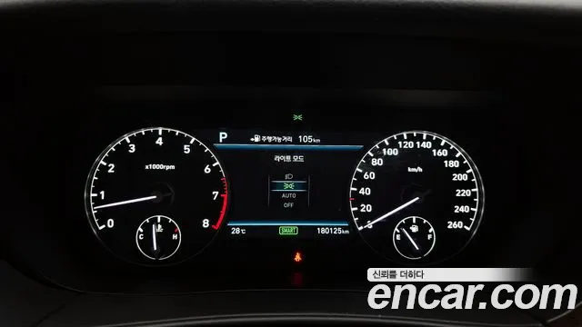 Genesis G90 2017 thumb 4