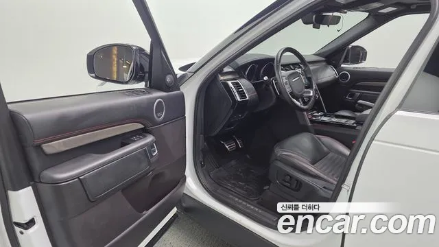 Land Rover Discovery 2017 thumb 10