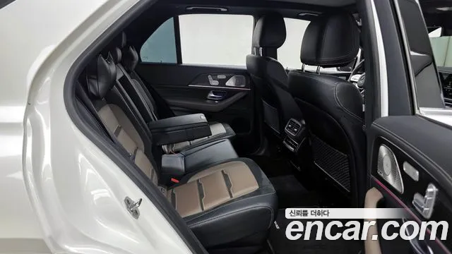 Mercedes-Benz E-Класс 2021 thumb 10