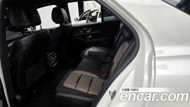 Mercedes-Benz E-Класс 2021 thumb 3